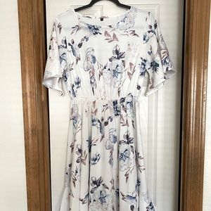 Wedding guest / nice dress.